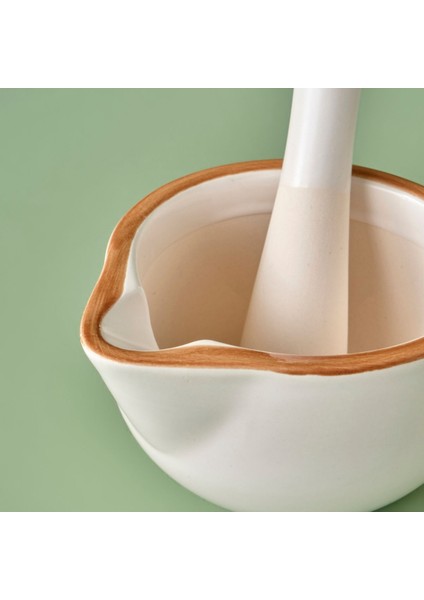 Beyaz Havan Şişe 330 Ml, Şık ve Hafif Içme Suyu Şişesi fiyatları