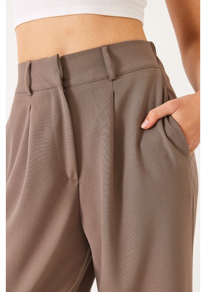 Kadın Beli Lastikli Bol Paça Pantolon