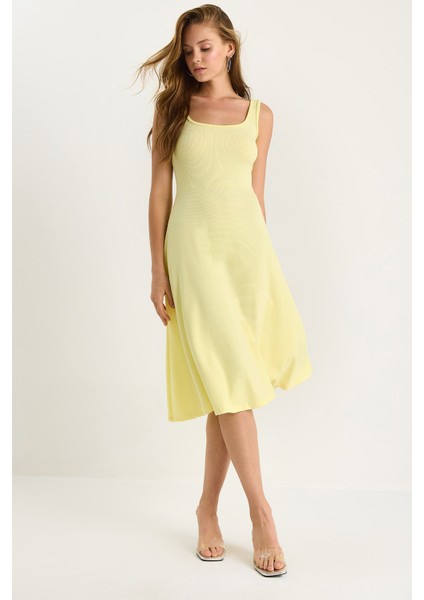 Kadın U Yaka Askılı Fitilli Kloş Elbise