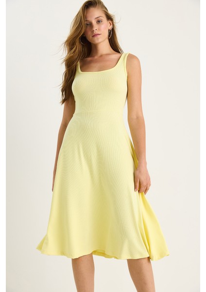 Kadın U Yaka Askılı Fitilli Kloş Elbise fırsatları