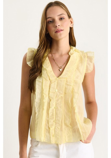 Kadın Yarı Transparan Volanlı Bluz