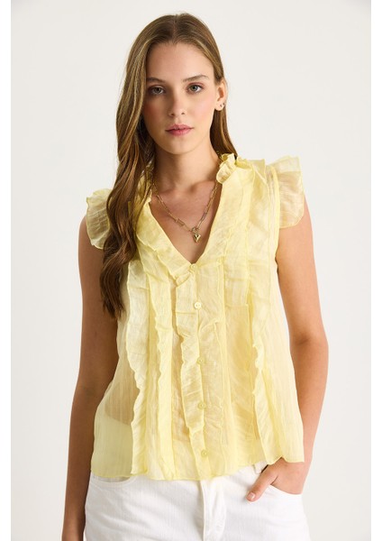 Kadın Yarı Transparan Volanlı Bluz fiyatları