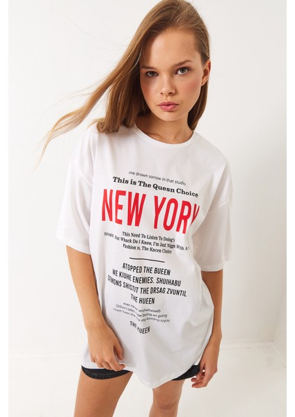 Kadın New York Baskılı Oversize T-Shirt modelleri