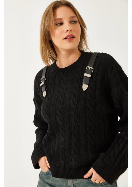 Kadın Omuzdan Kemerli Triko Kazak