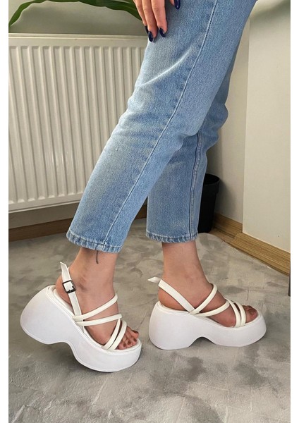 Kadın Anita Beyaz Biyeli Kalın Taban Ortopedik Sandalet K-3020 modelleri
