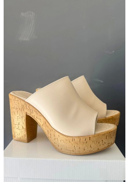Kadın Oven Bej 10 cm Platfom Topuklu Mantar Taban Terlik K-850