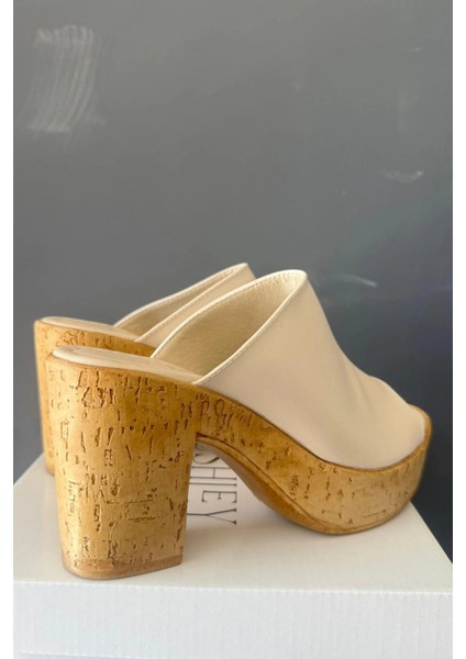 Kadın Oven Bej 10 cm Platfom Topuklu Mantar Taban Terlik K-850 fırsatları