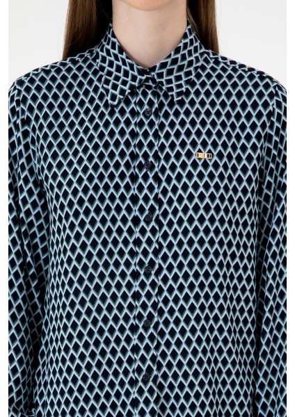 Kadın Lacivert Gömlek Desenli 50317243-VR033