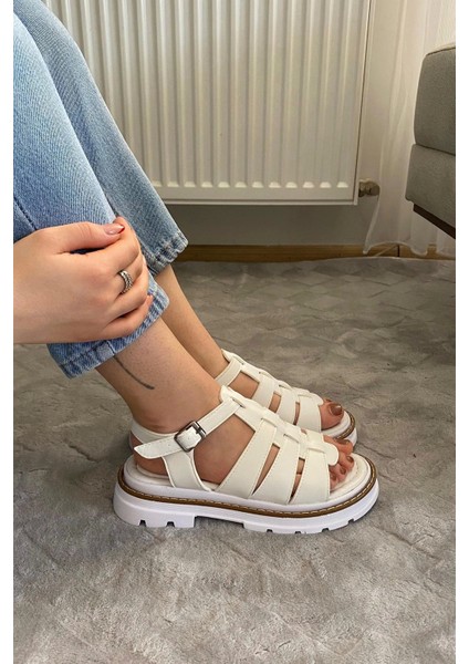 Kadın Desma Beyaz Kafes Model Vardola Deyatlı Kalın Taban Ortopedik Sandalet K-140