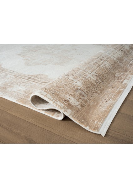 Vogue VG008K Kahve Çerçeveli Göbekli Klasik Desen Modern Renk 100 Tarak Salon Halısı Ipek Serisi fırsatları