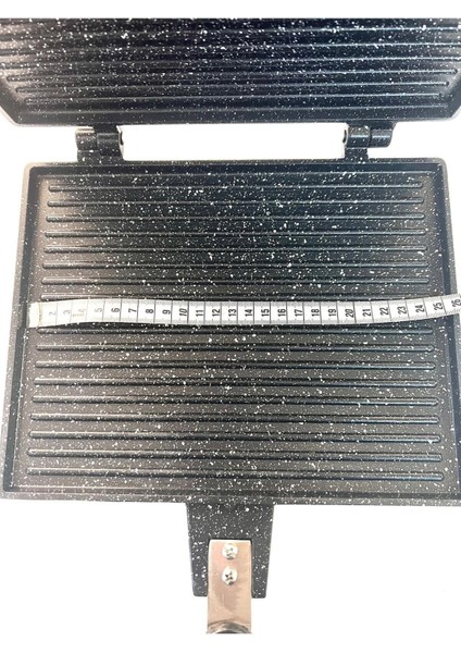 Ocak Üstü Maxi Delux Tost Makinesi 26X20 Cm, Pratik ve Şık Tasarım