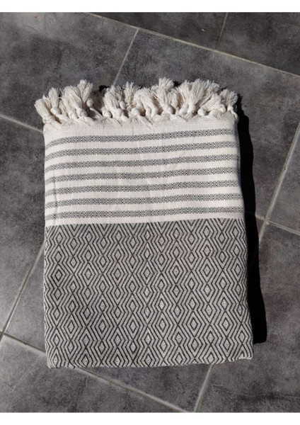 Haki Renkli Pamuklu Koltuk Örtüsü, Şık ve Rahat Kullanım Sağlar. modelleri