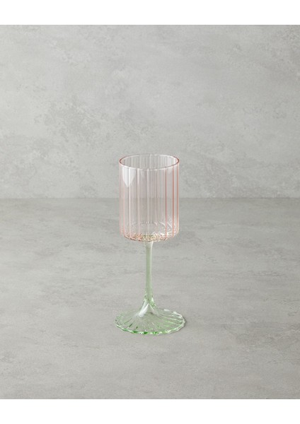 Pembe ve Yeşil 250 ml Parlak Kadeh, Şık ve Zarif Tasarım (Son Kullanma Tarihi: 4.08.2025) fiyatları
