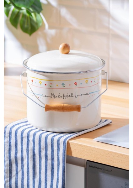 Canlı Renkli Emaye Bakraç, 20 Cm, Şık ve Dayanıklı Tasarım