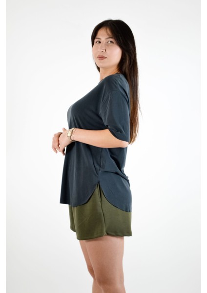 Sıfır Yaka Yan Yırtmaçlı Modal Basic T-Shirt fırsatları