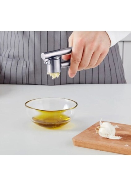 5'li Set Sarımsak Ezici Rende Spatula Soyacak Çırpıcı Hediye Paketli fiyatları