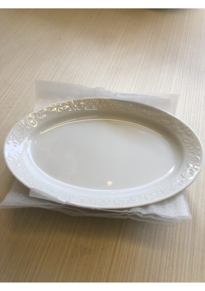 Beyaz 25CM Kayık Tabak Seti, 3'lü, Şık ve Kullanışlı Ev ve Davet Sofraları Için