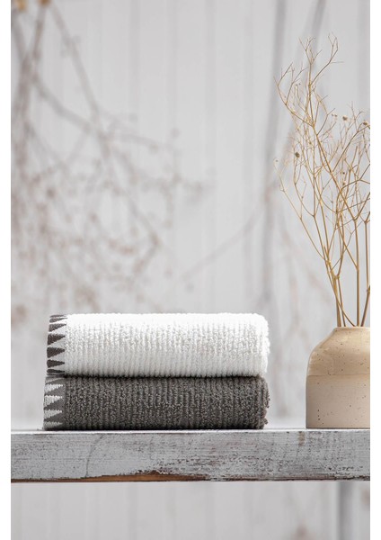 Yumuşak Pamuklu Çift Havlu, Krem-Antrasit, 50X70 Cm, Şık ve Kullanışlı Ürün. fiyatları