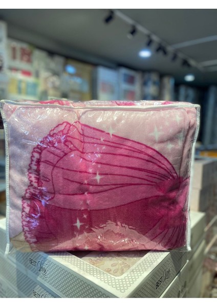 Yumuşak ve Hafif Tek Kişilik Mevsimlik Battaniye, 1,90 Kg, Pembe Renk fiyatları