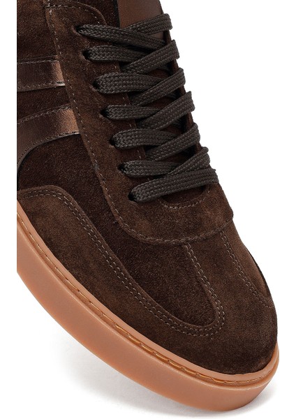 Kadın Kahverengi Bağcıklı Süet Deri Sneaker 25AFD370910