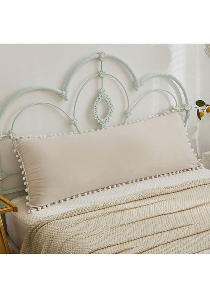 Bej Uzun Pamuklu Ponpon Detaylı Yastık Kılıfı 50X135 cm Ergonomik ve Rahat Kullanım