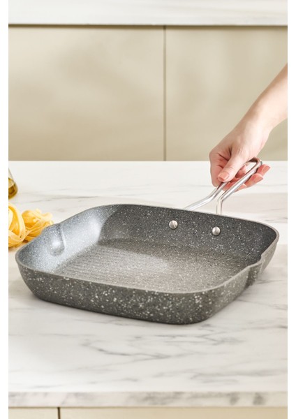 28 cm Siyah Biogranit Grill Tava, Dayanıklı ve Şık Mutfak Gereci fiyatları