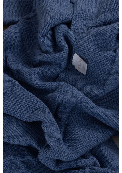 Indigo Renkli, 130X170 Cm, Şık ve Yumuşak Battaniye, Ev Dekoruna Uyum Sağlar.