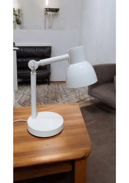 Beyaz Elektrikli Modern Masa Okuma ve Gece Lambası, Öğrenci Için Şık Tasarım modelleri