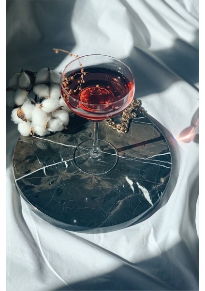 Doğal Mermer Bruna Perla Servis Tabağı, Şık ve Zarif Tasarımıyla Evinize Şıklık Katar