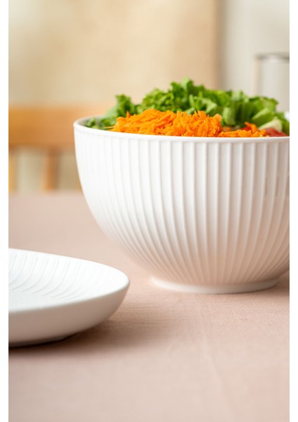 Beyaz 21 cm Porselen Kase, Şık ve Dayanıklı, Ev ve Sunum Için Ideal fırsatları