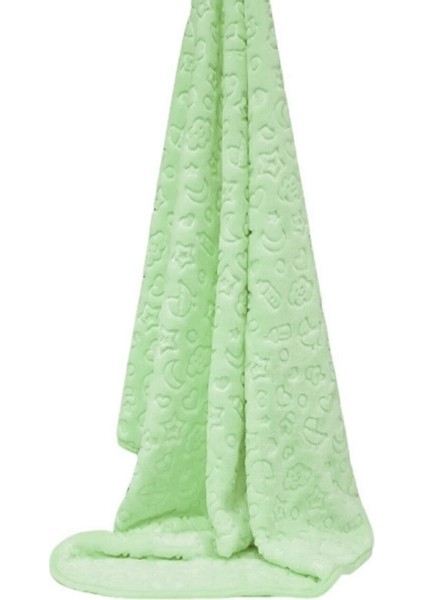 Yumuşak ve Şık Yeşil Bebek Battaniyesi, Rahatlık ve Sevgi Dolu Dokunuş.