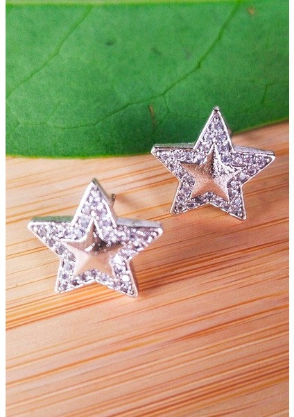 Gümüş Renk Lüks Gösterişli Figürlü Küpe