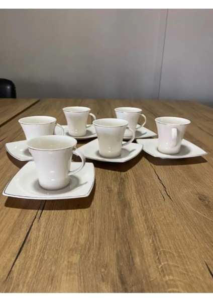 Şık Bej 12 Parça Kahve Takımı, 6 Kişilik, Zarif ve Kullanışlı Tasarım