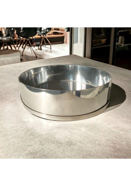 Ø24 cm Metalik Tabanlı Kek Kalıbı, 6 cm Yükseklik, Kullanışlı ve Şık Tasarım fiyatları