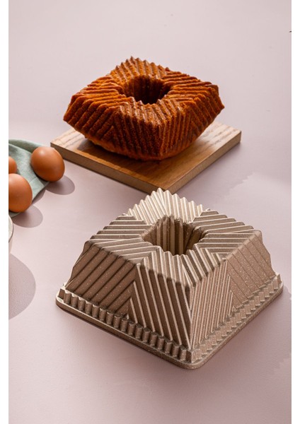 Altın Renkli Kare Kek Kalıbı, Şık ve Kullanışlı Pişirme Aracı modelleri