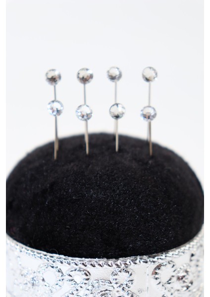 8li Pırlanta Taşlı Beyaz Eşarp Iğnesi. Eşarp Iğnesi. Şal Iğnesi. Türban Iğnesi. Başörtü Iğnesi fırsatları