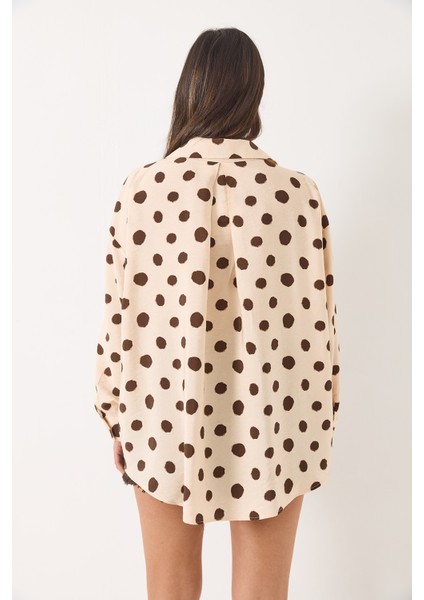 Kadın V Yaka Puantiyeli Tek Cep Detaylı Oversize Pamuk Gömlek - fırsatları