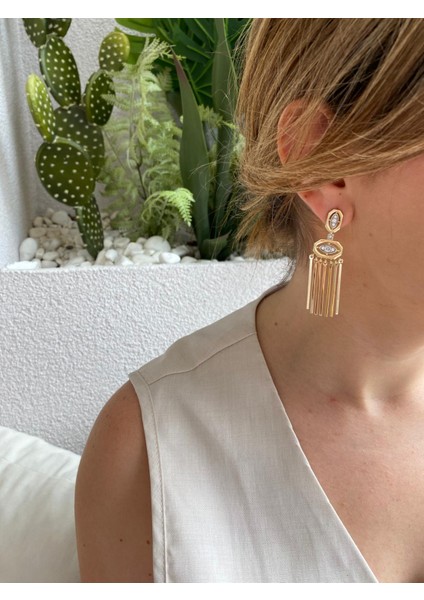 Özel Tasarım Göz Detaylı Çubuk Sallantılı Gold Küpe