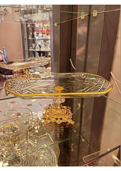 Altın Detaylı Metal Ayaklı Şık Sunum Kasesi, Şık ve Modern Tasarım