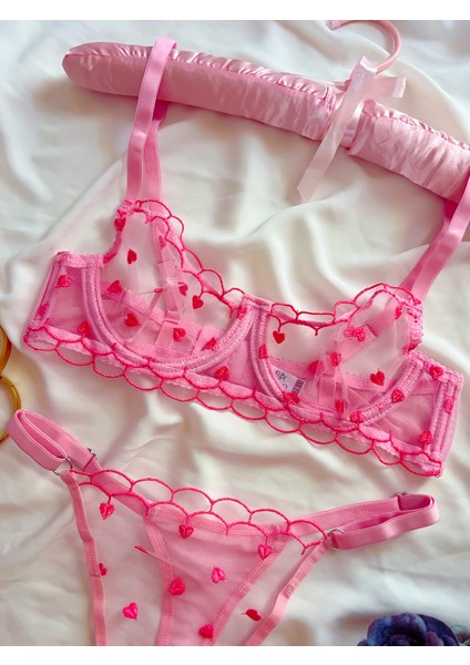 Kırmızı Kalpli Pembe Tül Bralet Sütyen Takım modelleri