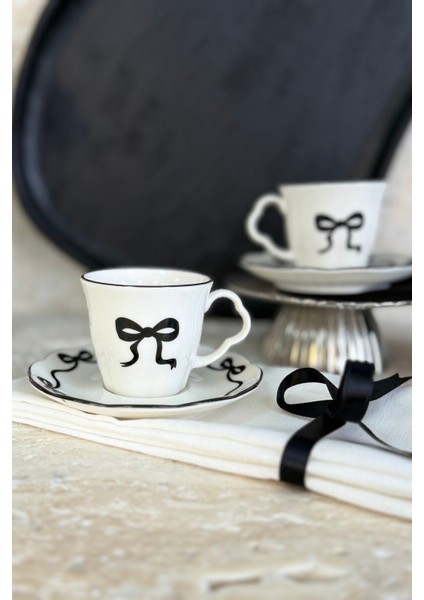 Siyah Kurdele Desenli 2 Kişilik 4 Parça Porselen Kahve Fincan Takımı modelleri