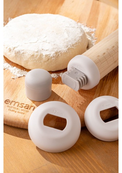 Soft Ayarlanabilir Gri Oklava, Pratik ve Şık Mutfak Gereci fırsatları