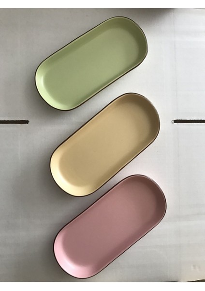 3 Renkli Mat Kayık Tabak Seti, 3 Adet, Şık ve Kullanışlı Tasarım