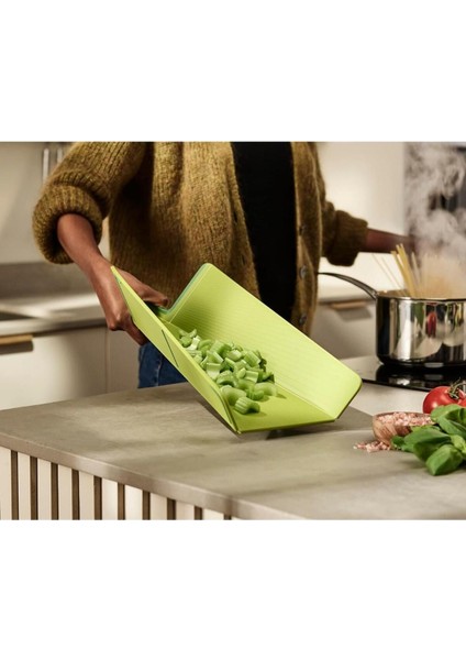 Yeşil Katlanabilir Doğrama Tahtası, Çok Renkli, Pratik ve Kullanışlı Mutfak Gereci