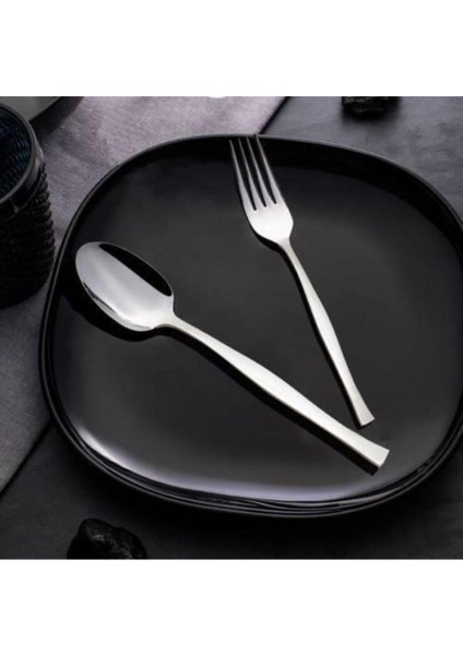 Şık Sade Tasarımlı 12 Parça Yemek Kaşık Takımı
