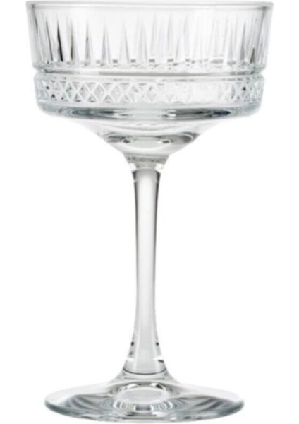 Iki Adet Şık ve Zarif Kadeh, 440436 Numaralı Model, Şık Sunum ve Kullanım Keyfi Için