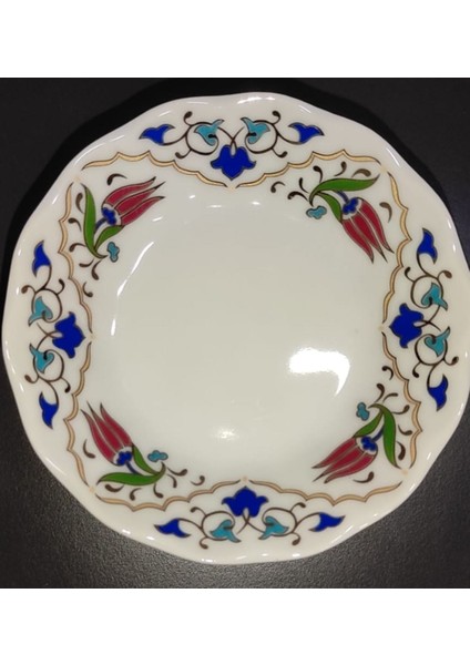 Beyaz 6'lı Porselen Çay Tabağı, Zarif ve Şık Tasarım, 11 cm