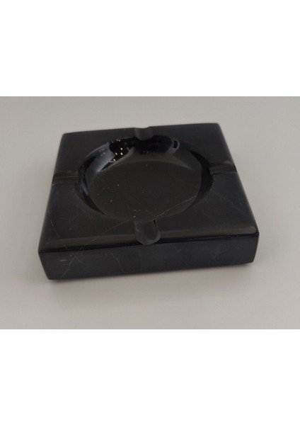 Kare Mermer Küllük, Şık ve Zarif Siyah Tasarım