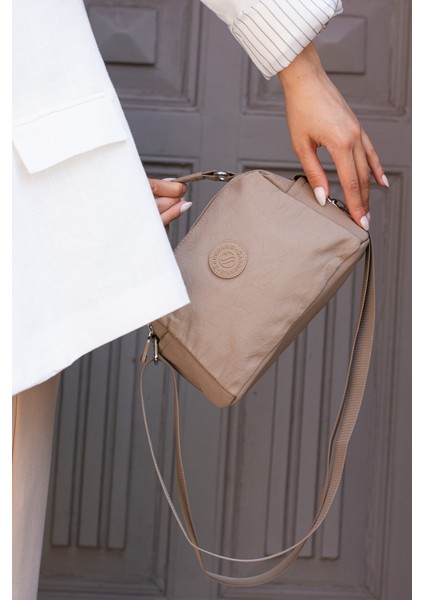 4010 Kadın Suya Dyk Paraşüt Kumaş Çapraz Askılı Küçük Boy El ve Omuz Çantası modelleri