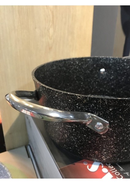 22CM Granit Tencere, Siyah, Dayanıklı ve Kullanışlı, Mutfakta Şıklık ve Pratiklik fiyatları